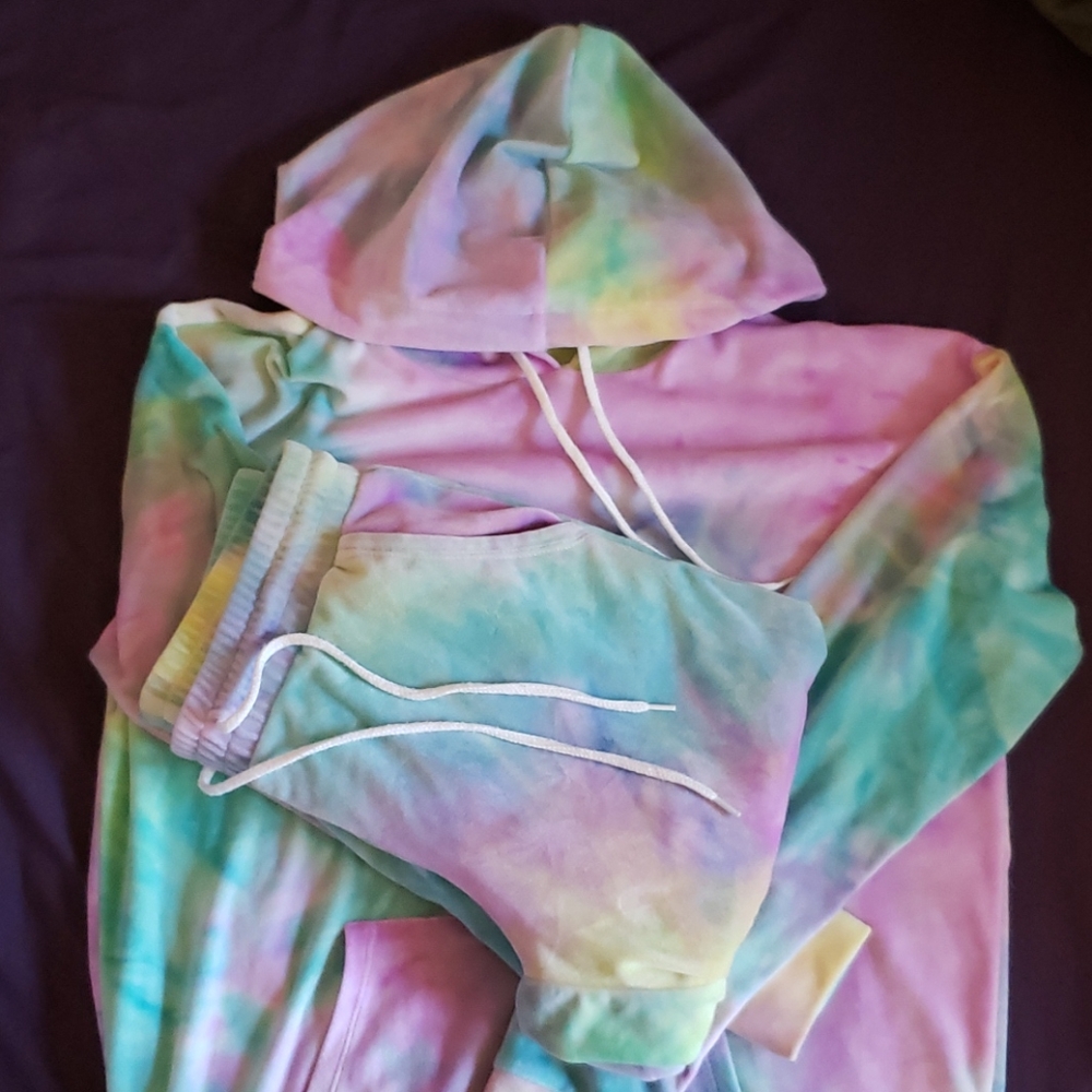 Tye dye super soft jogger set